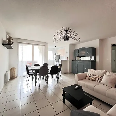 Апартаменты Le Verrieres - Cozy Avec Balcon Proche De La Gare